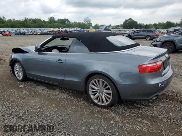 2012 Audi A5 Premium z VIN WAUAFAFH3CN006899, wystawiony jako Copart lot #58744335 z przebiegiem Nie podano mil oraz Szkoda całkowita • Salvage title. Historia ofert i sprzedaży dostępna na DreamBid. Obrazek 2.