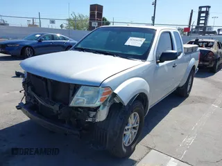 2014 Nissan Frontier SV z VIN 1N6AD0CU5EN741825, wystawiony jako IAAI lot #42510256 z przebiegiem 167 338 mil mil oraz . Historia ofert i sprzedaży dostępna na DreamBid. Obrazek 6.