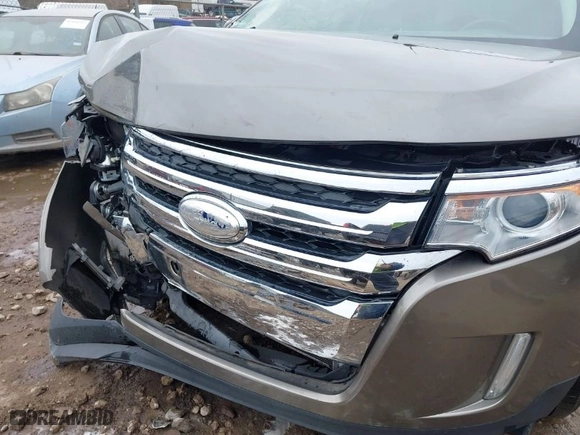 2014 Ford Edge Limited with VIN 2FMDK3KC7EBA05475, listed as a IAAI auction lot 41578021 with 106,574 mi miles. Bid and sale history available at carsss.com. Image 6.