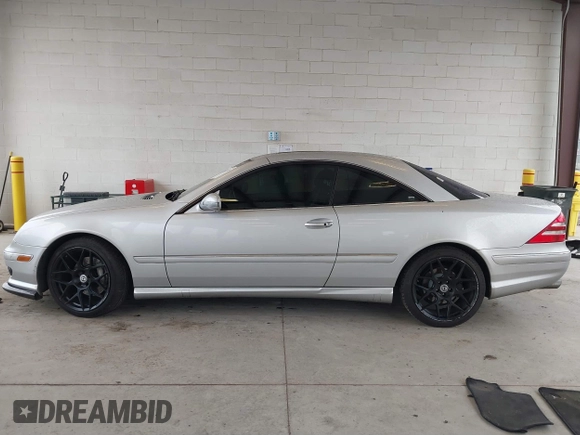 2002 Mercedes-Benz CL 500/600 z VIN WDBPJ75J22A025094, wystawiony jako IAAI lot #41887925 z przebiegiem 76 247 mil mil oraz . Historia ofert i sprzedaży dostępna na DreamBid. Obrazek 14.