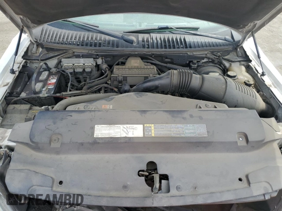 2006 Ford Expedition XLS with VIN 1FMPU13576LA09989, listed as a Copart auction lot 71242804 with 121,032 mi miles and Salvage Title. Bid and sale history available at carsss.com. Image 12.