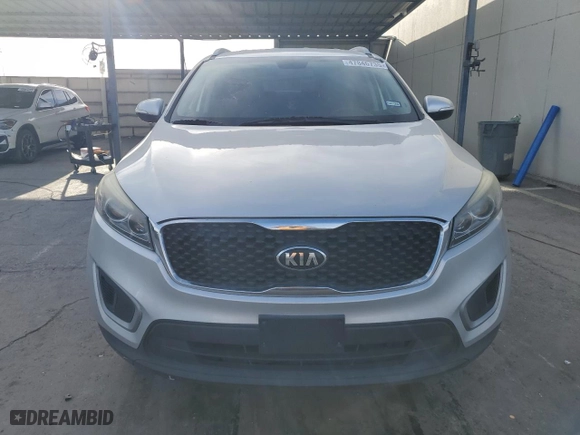 2017 Kia Sorento LX V6 with VIN 5XYPG4A55HG224950, listed as a Copart auction lot 47846735 with 163,855 mi miles and Salvage Title. Bid and sale history available at carsss.com. Image 5.