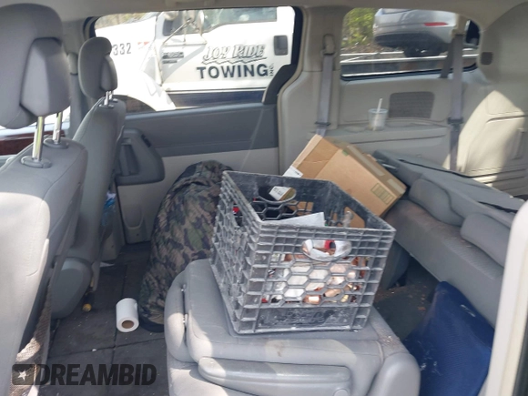2010 Chrysler Town & Country Touring with VIN 2A4RR5D12AR359509, listed as a IAAI auction lot 42178261 with 160,707 mi miles and . Bid and sale history available at DreamBid. Image 8.