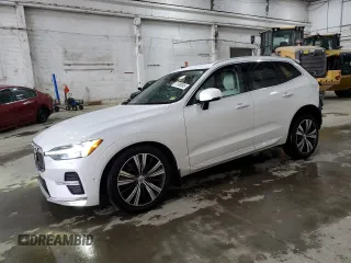 2023 Volvo XC60 Plus Bright Theme with VIN YV4L12RN5P1353100, listed as a Copart auction lot 51990995 with 28,722 mi miles and Salvage Title. Bid and sale history available at carsss.com. Image 1.