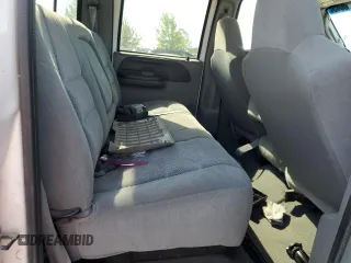 2003 Ford F-350 XL с VIN 1FTSW31P43EC53804, выставлен на аукционе Copart как лот 55336085 с пробегом 153 958 миль миль и Списание • Salvage title. История ставок и продаж доступна на DreamBid. Изображение 10.