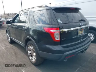 2011 Ford Explorer XLT z VIN 1FMHK7D87BGA07216, wystawiony jako IAAI lot #42754194 z przebiegiem 218 220 mil mil oraz . Historia ofert i sprzedaży dostępna na DreamBid. Obrazek 3.