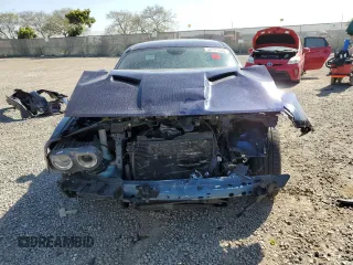 2016 Dodge Challenger R/T Scat Pack z VIN 2C3CDZFJ2GH284912, wystawiony jako Copart lot #52723285 z przebiegiem 130 996 mil mil oraz Szkody całkowita. Historia ofert i sprzedaży dostępna na DreamBid. Obrazek 5.