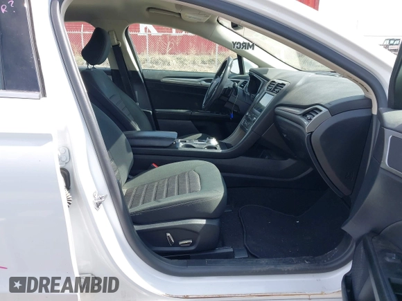 2020 Ford Fusion SE with VIN 3FA6P0T92LR249765, listed as a IAAI auction lot 41789244 with 50,027 mi miles and . Bid and sale history available at DreamBid. Image 5.