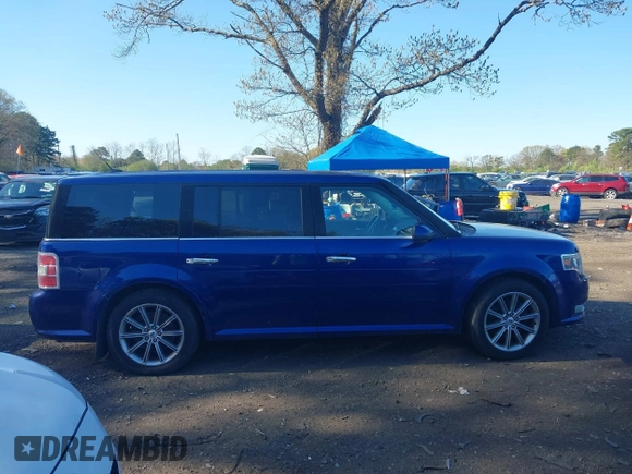 2013 Ford Flex Limited with VIN 2FMHK6D83DBD05993, listed as a IAAI auction lot 42140500 with 214,701 mi miles. Bid and sale history available at carsss.com. Image 13.