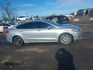 2013 Ford Fusion SE with VIN 3FA6P0H72DR200204, listed as a IAAI auction lot 41212133 with 126,830 mi miles and . Bid and sale history available at DreamBid. Image 13.