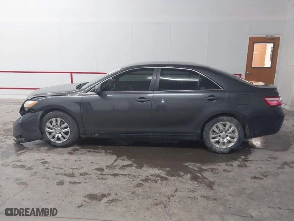 2008 Toyota Camry LE with VIN 4T1BE46K98U781658, listed as a IAAI auction lot 41733562 with 139,741 mi miles. Bid and sale history available at carsss.com. Image 14.