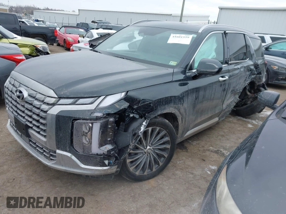 2023 Hyundai Palisade Calligraphy z VIN KM8R7DGE0PU640381, wystawiony jako IAAI lot #41601559 z przebiegiem 20 418 mil mil oraz . Historia ofert i sprzedaży dostępna na DreamBid. Obrazek 17.