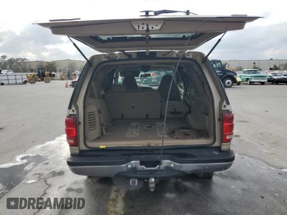 2000 Ford Expedition XLT with VIN 1FMRU1562YLB21052, listed as a Copart auction lot 45756345 with 193,192 mi miles and Salvage Title. Bid and sale history available at carsss.com. Image 6.