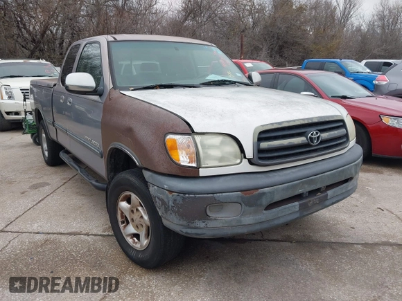 2001 Toyota Tundra SR5 with VIN 5TBRN34181S167596, listed as a IAAI auction lot 41563622 with Not Provided miles and . Bid and sale history available at DreamBid. Image 1.
