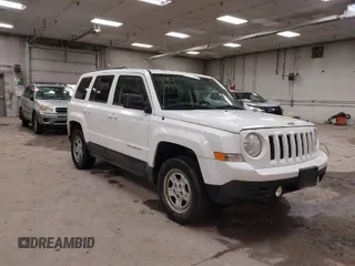 2012 Jeep Patriot Sport with VIN 1C4NJRBB0CD563441, listed as a IAAI auction lot 41940981 with 140,308 mi miles. Bid and sale history available at carsss.com. Image 1.