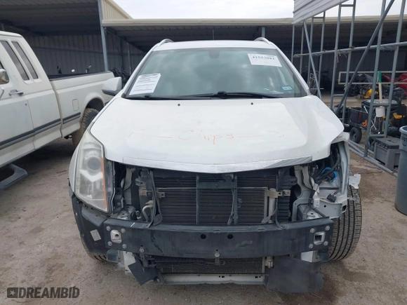 2015 Cadillac SRX Luxury Collection with VIN 3GYFNBE31FS552323, listed as a IAAI auction lot 41553081 with 91,214 mi miles. Bid and sale history available at carsss.com. Image 12.