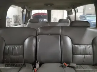 1999 GMC Suburban z VIN 3GKFK16R4XG540882, wystawiony jako Copart lot #80780884 z przebiegiem 209 819 mil mil oraz Czysty tytuł • Clean title. Historia ofert i sprzedaży dostępna na DreamBid. Obrazek 10.