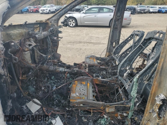 2023 Chevrolet Suburban LT z VIN 1GNSKCKD4PR201563, wystawiony jako Copart lot #81690654 z przebiegiem Nie podano mil oraz Szkoda całkowita • Salvage title. Historia ofert i sprzedaży dostępna na DreamBid. Obrazek 7.