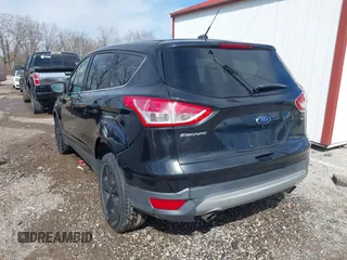 2015 Ford Escape SE z VIN 1FMCU0G73FUA15318, wystawiony jako IAAI lot #41797483 z przebiegiem 85 736 mil mil oraz . Historia ofert i sprzedaży dostępna na DreamBid. Obrazek 3.