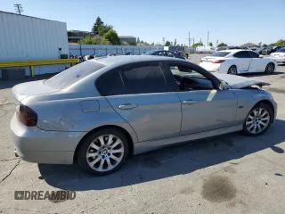 2008 BMW 3 Series 335xi with VIN WBAVD53538A252648, listed as a Copart auction lot 63469105 with 191,576 mi miles and Salvage title. Bid and sale history available at DreamBid. Image 3.