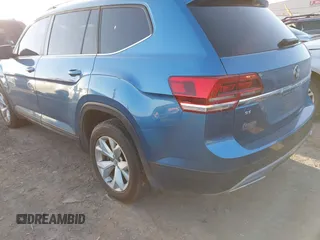 2019 Volkswagen Atlas SE z VIN 1V2WR2CA8KC532337, wystawiony jako IAAI lot #41771769 z przebiegiem 97 301 mil mil oraz . Historia ofert i sprzedaży dostępna na DreamBid. Obrazek 3.