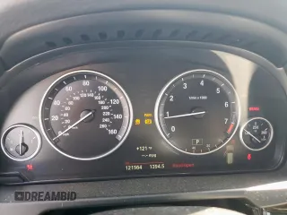 2016 BMW X5 sDrive35i with VIN 5UXKR2C56G0U16905, listed as a Copart auction lot 52826435 with 121,564 mi miles and Salvage Title. Bid and sale history available at carsss.com. Image 9.