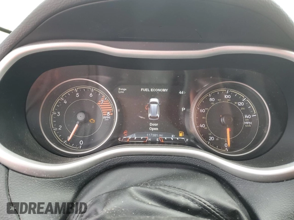 2018 Jeep Cherokee Trailhawk with VIN 1C4PJMBX0JD619737, listed as a Copart auction lot 46181354 with 117,381 mi miles and Clean Title. Bid and sale history available at carsss.com. Image 9.