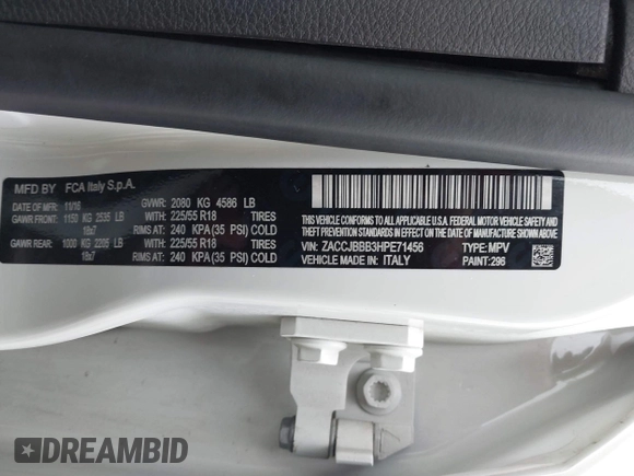 2017 Jeep Renegade Latitude with VIN ZACCJBBB3HPE71456, listed as a IAAI auction lot 41202372 with 72,552 mi miles. Bid and sale history available at carsss.com. Image 9.