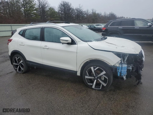 2021 Nissan Rogue Sport SL with VIN JN1BJ1CW3MW668781, listed as a Copart auction lot 85780454 with 13,720 mi miles and Non Repairable. Bid and sale history available at carsss.com. Image 4.