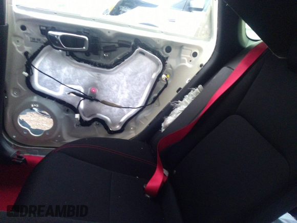 2023 Honda Civic Type R z VIN JHMFL5G45PX002284, wystawiony jako IAAI lot #38295791 z przebiegiem 3 303 mil mil oraz . Historia ofert i sprzedaży dostępna na DreamBid. Obrazek 8.