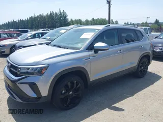 2022 Volkswagen Taos SE с VIN 3VVLX7B24NM090940, выставлен на аукционе IAAI как лот 42484525 с пробегом 50 362 миль миль и . История ставок и продаж доступна на DreamBid. Изображение 2.
