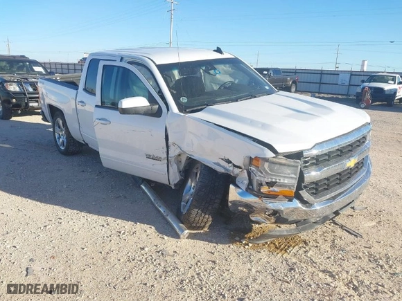2016 Chevrolet Silverado 1500 LT with VIN 3GCUKREC8GG112179, listed as a IAAI auction lot 40848430 with 215,739 mi miles. Bid and sale history available at carsss.com. Image 1.