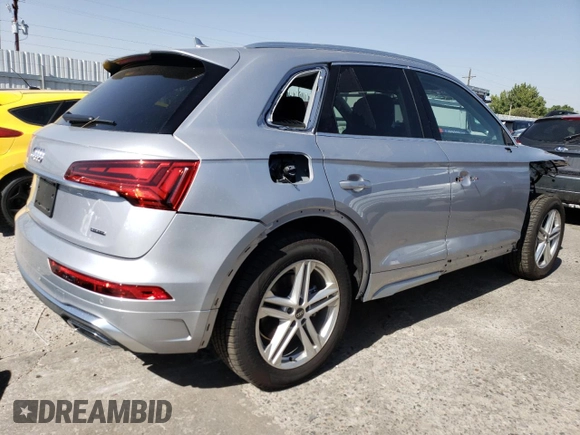 2024 Audi Q5 S line Premium with VIN WA1G2AFY5R2084291, listed as a Copart auction lot 72341454 with 656 mi miles and Salvage title. Bid and sale history available at DreamBid. Image 3.
