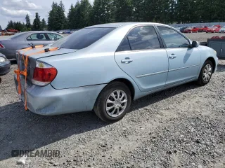 2005 Toyota Camry LE with VIN 4T1BE30K35U603940, listed as a Copart auction lot 61404235 with 203,294 mi miles and Salvage title. Bid and sale history available at DreamBid. Image 3.