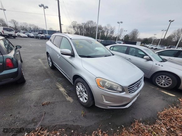 2016 Volvo XC60 T5 Drive-E Premier with VIN YV440MDK6G2846021, listed as a IAAI auction lot 41594973 with 1 mi miles. Bid and sale history available at carsss.com. Image 6.