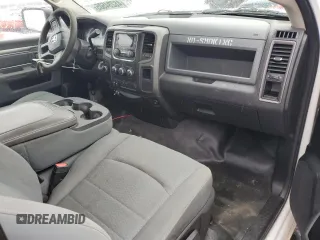 2013 Ram 2500 Tradesman z VIN 3C6LR5AT6DG514615, wystawiony jako Copart lot #48234505 z przebiegiem 75 897 mil mil oraz Czysty tytuł • Clean title. Historia ofert i sprzedaży dostępna na DreamBid. Obrazek 8.