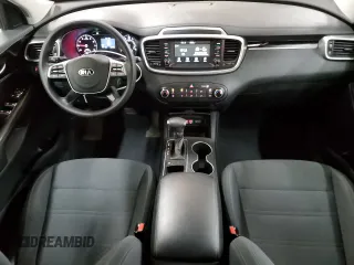 2020 Kia Sorento LX V6 with VIN 5XYPG4A5XLG613172, listed as a Copart auction lot 49513745 with 120,142 mi miles and Salvage Title. Bid and sale history available at carsss.com. Image 8.