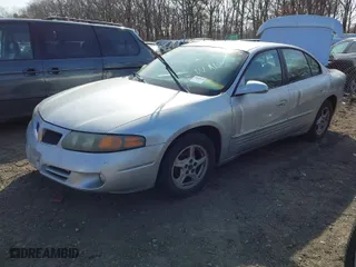 2002 Pontiac Bonneville SE with VIN 1G2HX54K424178842, listed as a IAAI auction lot 41789039 with 999,999 mi miles. Bid and sale history available at carsss.com. Image 2.