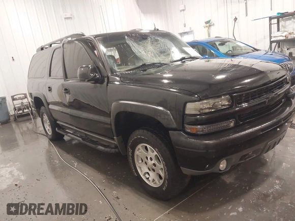 2003 Chevrolet Suburban Z71 with VIN 3GNFK16Z33G275630, listed as a IAAI auction lot 41937310 with 224,207 mi miles. Bid and sale history available at carsss.com. Image 1.
