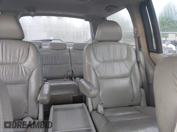 2006 Honda Odyssey TOURING with VIN 5FNRL38816B057196, listed as a IAAI auction lot 42106856 with 186,566 mi miles. Bid and sale history available at carsss.com. Image 8.