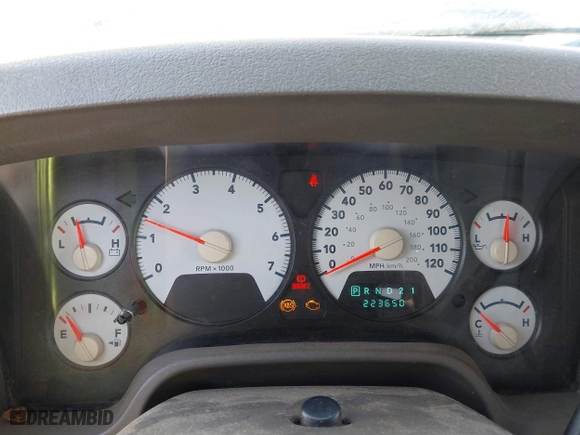2008 Dodge Ram 1500 SLT with VIN 1D7HA18N08J154287, listed as a IAAI auction lot 41278429 with 223,650 mi miles. Bid and sale history available at carsss.com. Image 7.