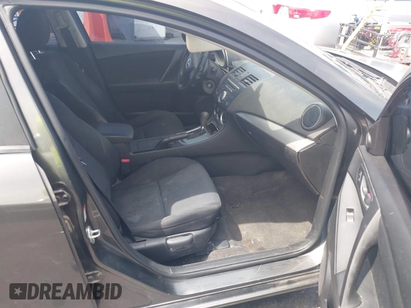2010 Mazda 3 i Touring with VIN JM1BL1SG6A1251147, listed as a IAAI auction lot 42041631 with Not Provided miles and . Bid and sale history available at carsss.com. Image 5.