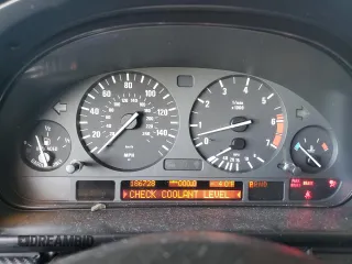 2001 BMW 5 Series 540iA with VIN WBADN63471GM73128, listed as a Copart auction lot 89194105 with 186,728 mi miles and Salvage Title. Bid and sale history available at carsss.com. Image 9.