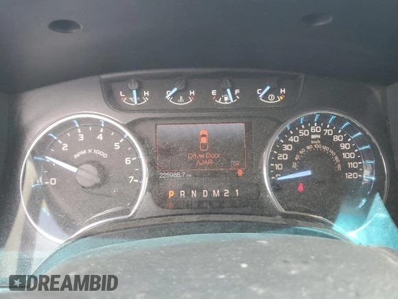 2012 Ford F-150 XL z VIN 1FTFW1CF8CKD23428, wystawiony jako Copart lot #53680595 z przebiegiem 225 988 mil mil oraz Szkody całkowita. Historia ofert i sprzedaży dostępna na DreamBid. Obrazek 9.