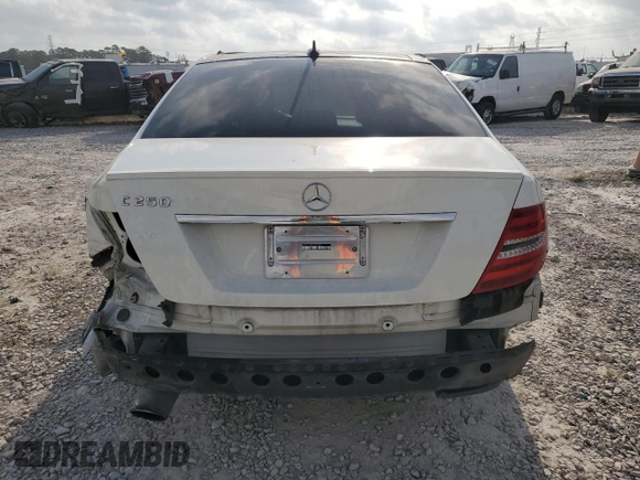 2012 Mercedes-Benz C 250 Sport z VIN WDDGF4HB0CA609006, wystawiony jako Copart lot #53737835 z przebiegiem 169 890 mil mil oraz Szkoda całkowita • Salvage title. Historia ofert i sprzedaży dostępna na DreamBid. Obrazek 6.