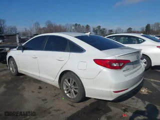 2017 Hyundai Sonata SE with VIN 5NPE24AF2HH532228, listed as a IAAI auction lot 41141647 with 240,024 mi miles. Bid and sale history available at carsss.com. Image 3.