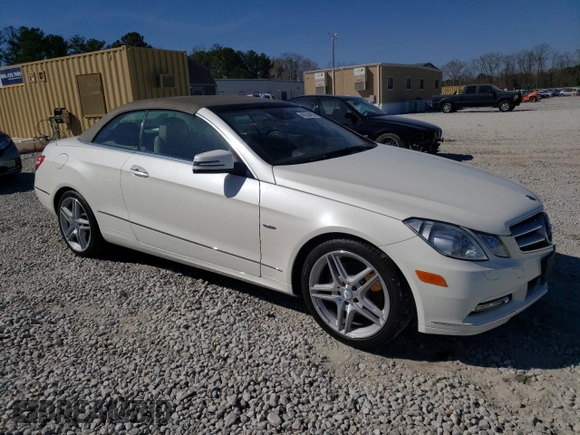 2012 Mercedes-Benz E 350 with VIN WDDKK5KF4CF163307, listed as a Copart auction lot 49394495 with 63,165 mi miles and Salvage Title. Bid and sale history available at DreamBid. Image 4.