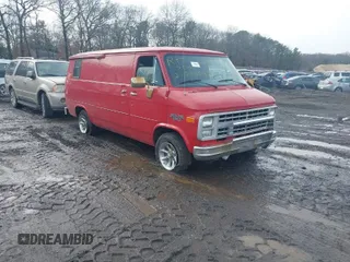 1990 Chevrolet Chevy Van z VIN 2GCEG25H9L4147291, wystawiony jako IAAI lot #41468176 z przebiegiem Nie podano mil oraz . Historia ofert i sprzedaży dostępna na DreamBid. Obrazek 1.