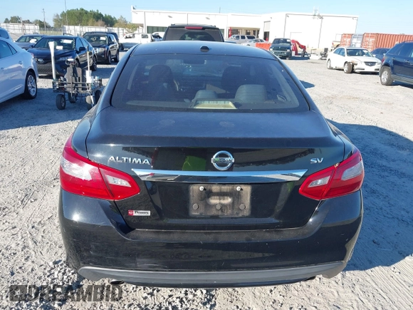 2018 Nissan Altima SV with VIN 1N4AL3AP8JC225474, listed as a IAAI auction lot 40877199 with 41,923 mi miles and . Bid and sale history available at carsss.com. Image 16.