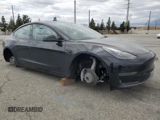 2023 Tesla Model 3 z VIN 5YJ3E1EA7PF600239, wystawiony jako Copart lot #56557705 z przebiegiem 18 851 mil mil oraz Szkoda całkowita • Salvage title. Historia ofert i sprzedaży dostępna na DreamBid. Obrazek 4.